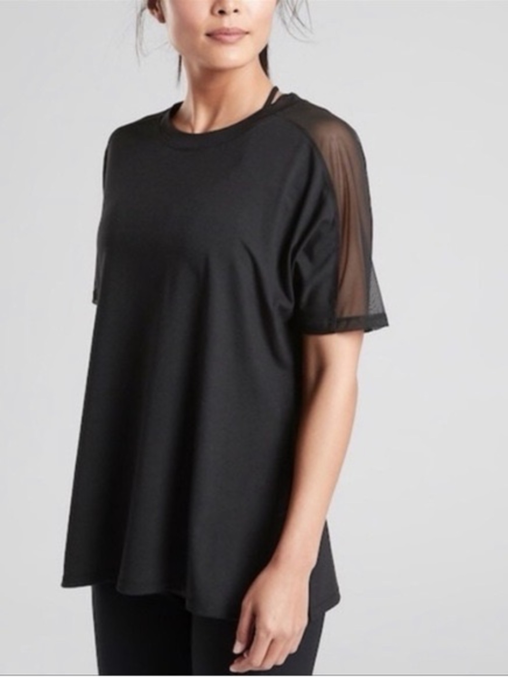 Medium athleta essence mesh hybrid tee top long black